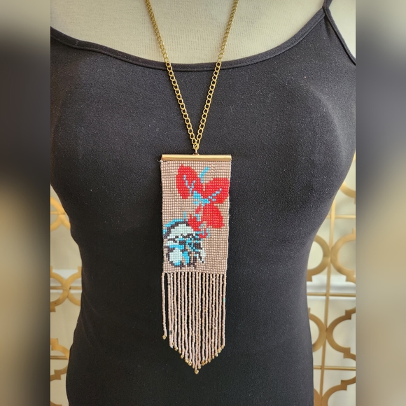 Red Orchid Beaded Tapestry Necklace with Goldtone Chain - Picture 5 of 13